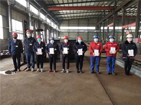 偉志模板董事長來保軍祝所有的女同胞們——女神節快樂！