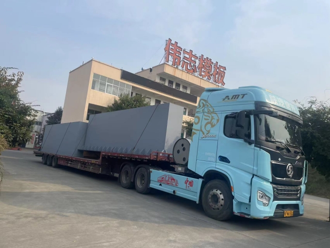 河南橋梁模板廠供應的薄壁墩模板發貨中